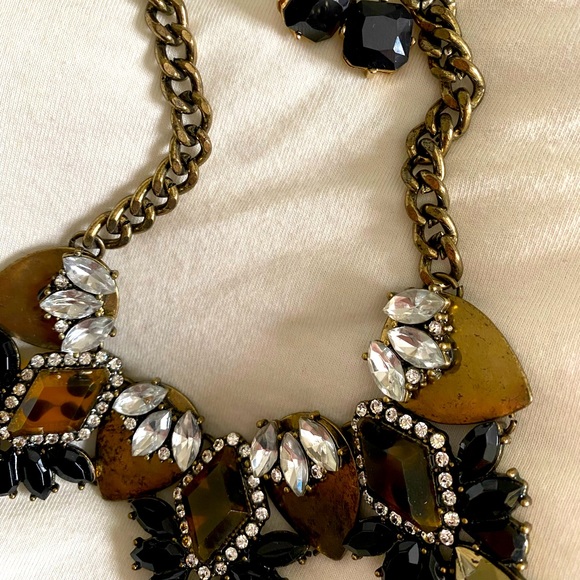 BaubleBar Jewelry - Bauble Bar Statement Necklace with Matching Earrings